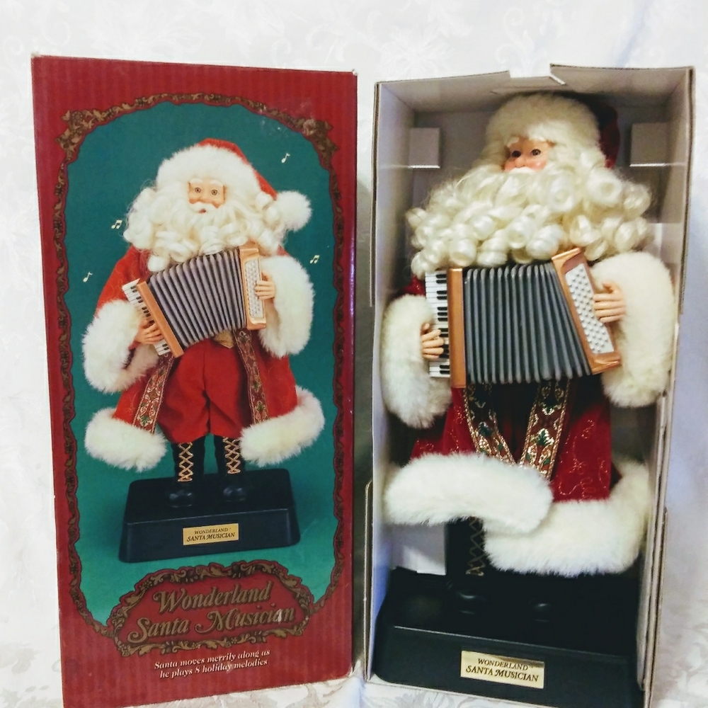 NIB, Vintage 1999, Wonderland Santa Musician